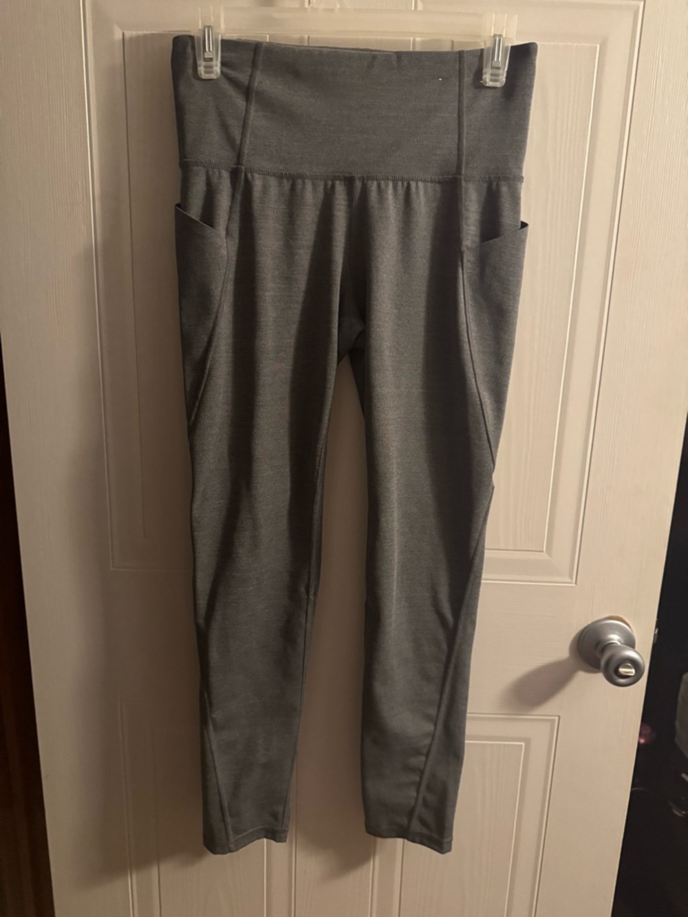 Xersion Gray Kids Leggings with Side Pockets